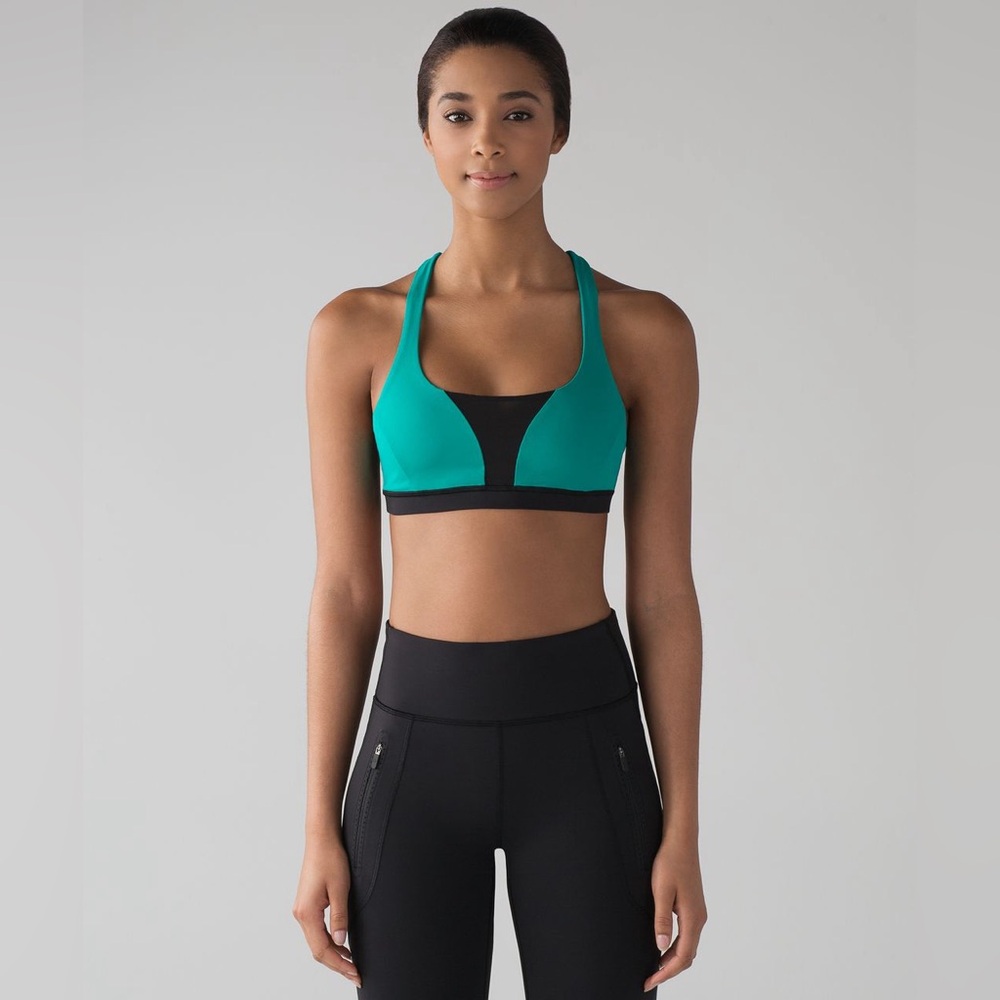 Lululemon Smooth Stride Bra Activewear Yoga Mesh Racerback Workout Gym Train